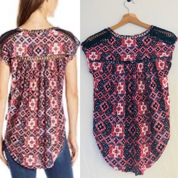 Lucky Brand abstract print red top with crocheted black  inset size XS - Picture 6 of 8